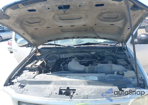 2000 Ford F-150 Lariat/Xl/Xlt from USA, damaged, VIN 1FTRX07L8YKB16775